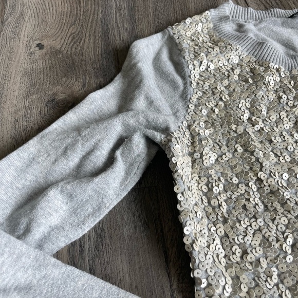 Express Grey sweater with white sequin front, size medium - Picture 3 of 7
